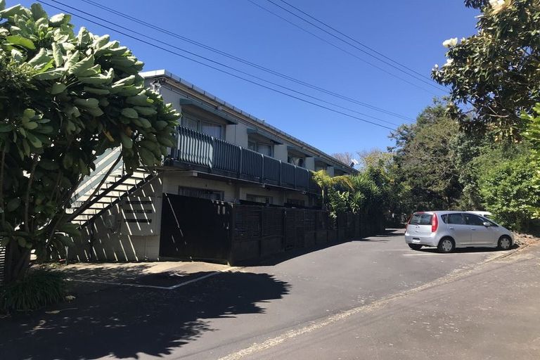 Photo of property in 9/4 Wynyard Road, Mount Eden, Auckland, 1024