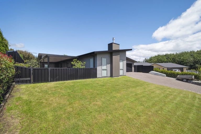Photo of property in 19 Moa Lane, Richmond Heights, Taupo, 3330