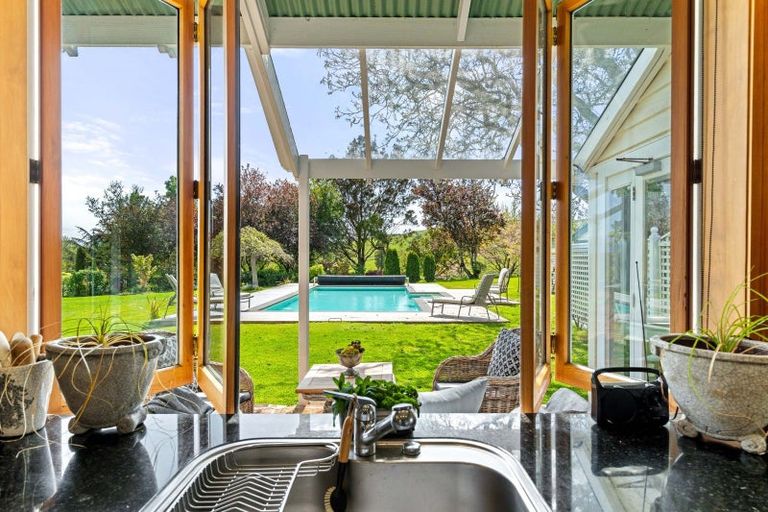 Photo of property in 8 Maungahina Road, Te Ore Ore, Masterton, 5886