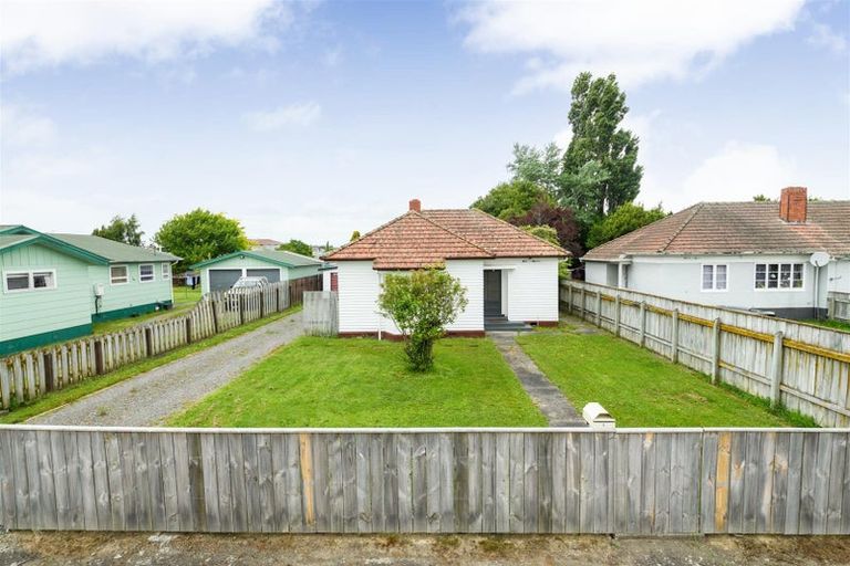 Photo of property in 5 Bell Street, Marton, 4710