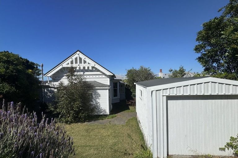 Photo of property in 27-29 Guys Hill Road, Hospital Hill, Napier, 4110