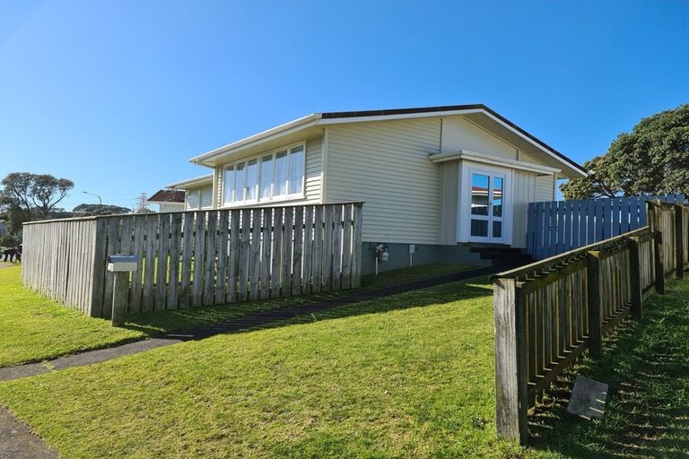 Photo of property in 49 Marama Crescent, Spotswood, New Plymouth, 4310