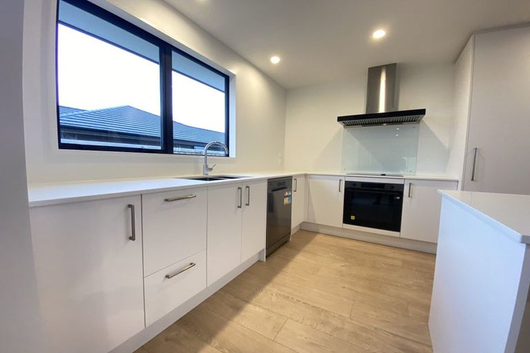 Photo of property in 75 Henshaw Street, Woodend, 7610