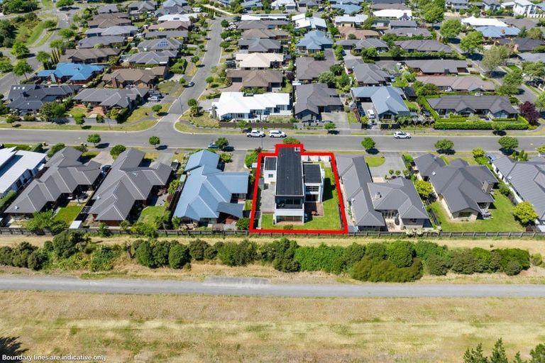 Photo of property in 12 Reka Street, Parklands, Christchurch, 8083