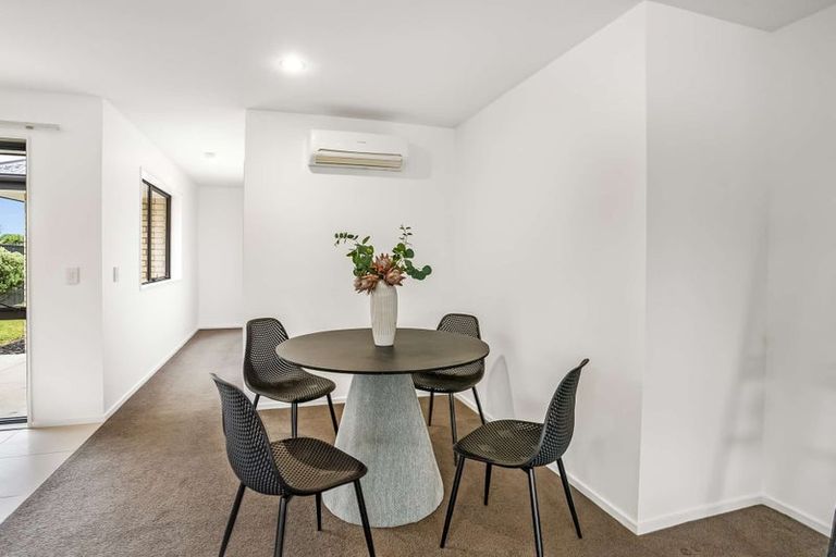 Photo of property in 1 Charente Way, Yaldhurst, Christchurch, 8042