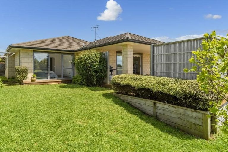 Photo of property in 156 Oteki Park Drive, Welcome Bay, Tauranga, 3112