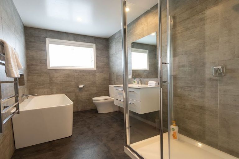 Photo of property in 21 Fraser Crescent, Twizel, 7901