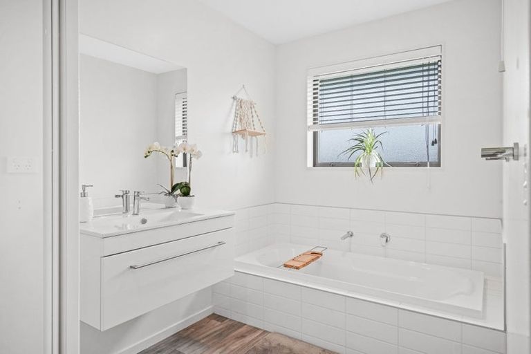 Photo of property in 17a Normanby Street East, Rakaia, 7710