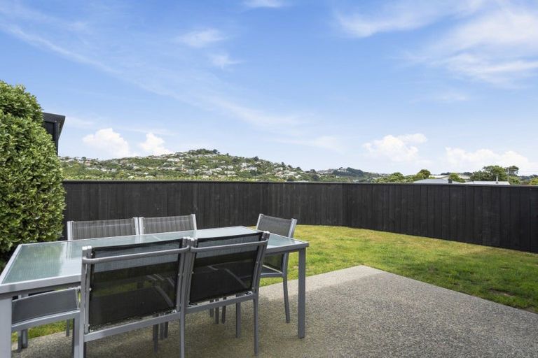 Photo of property in 15 Monowai Road, Johnsonville, Wellington, 6037