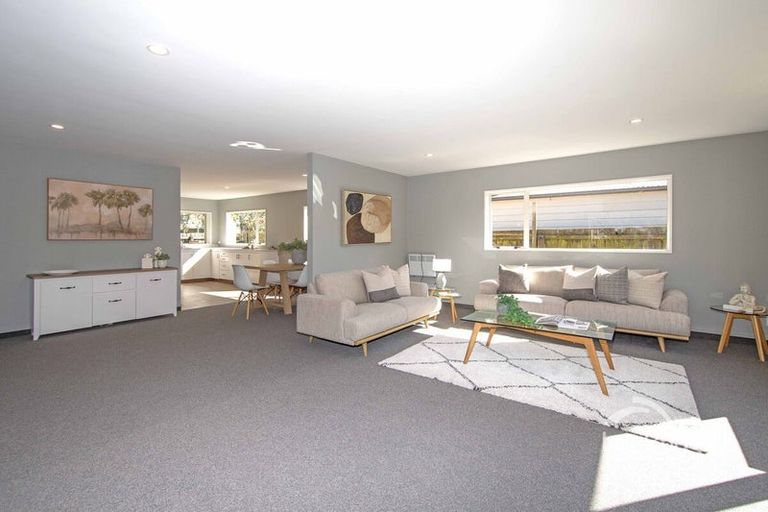 Photo of property in 2/232 Centaurus Road, Saint Martins, Christchurch, 8022