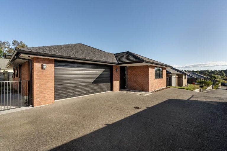 Photo of property in 8 Godwit Lane, Welcome Bay, Tauranga, 3112