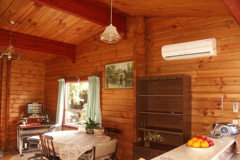 Photo of property in 4 Blackman Avenue, Sawyers Bay, Port Chalmers, 9023