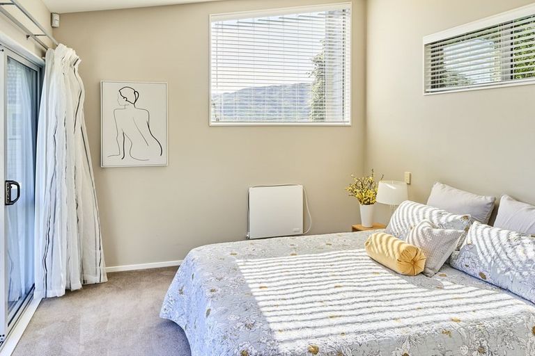 Photo of property in 84a Warwick Street, Wilton, Wellington, 6012