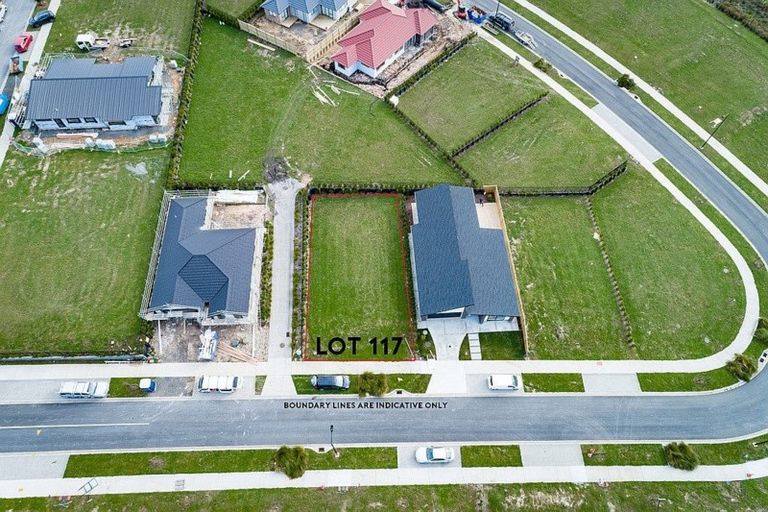 Photo of property in 21 Jane Maree Road, Kumeu, 0810
