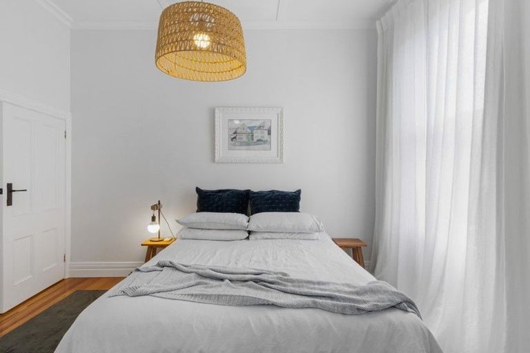 Photo of property in 11 Colenso Avenue, Hospital Hill, Napier, 4110