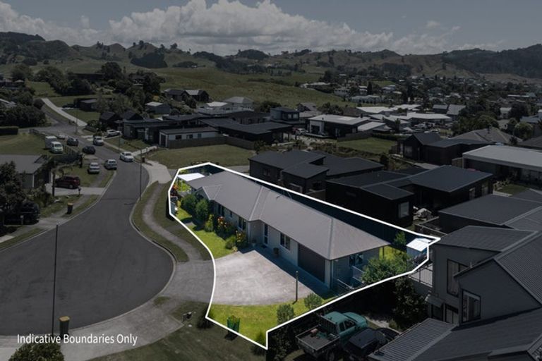 Photo of property in 7 Seafoam Place, Waihi Beach, 3611