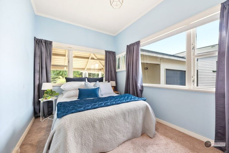Photo of property in 43 Bauchop Road, Waterloo, Lower Hutt, 5011