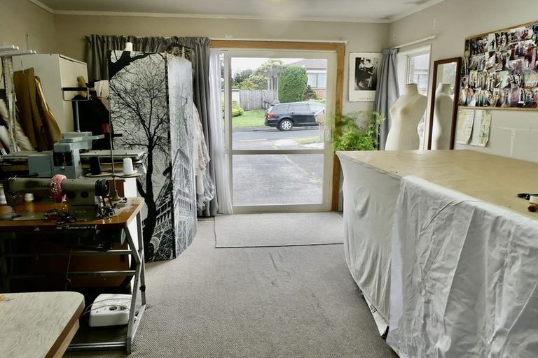 Photo of property in 7 Meynell Court, Glen Eden, Auckland, 0602