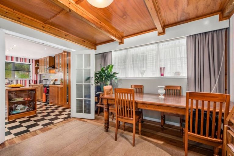 Photo of property in 99 Manuka Street, Stokes Valley, Lower Hutt, 5019