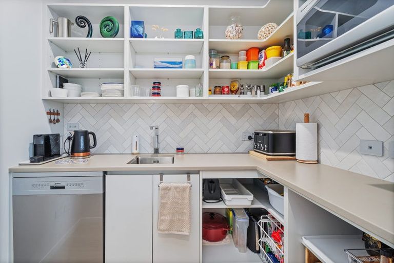 Photo of property in 8 Onerere Drive, Whitianga, 3510