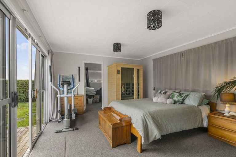 Photo of property in 63 Dunn Road, Ruawai, 0592