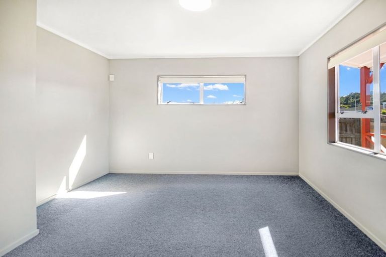 Photo of property in 10 Taonui Street, Waitarere Beach, Levin, 5510
