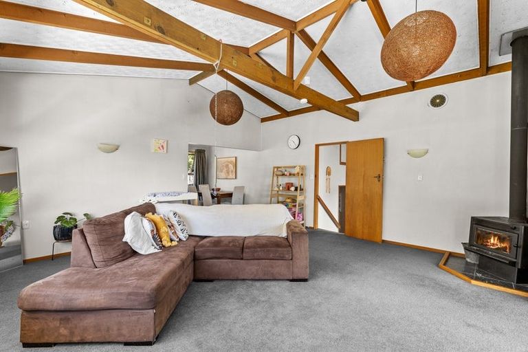 Photo of property in 73 Devon Street, Picton, 7220