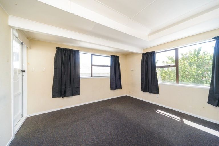 Photo of property in 8b Tyne Street, Roslyn, Palmerston North, 4414