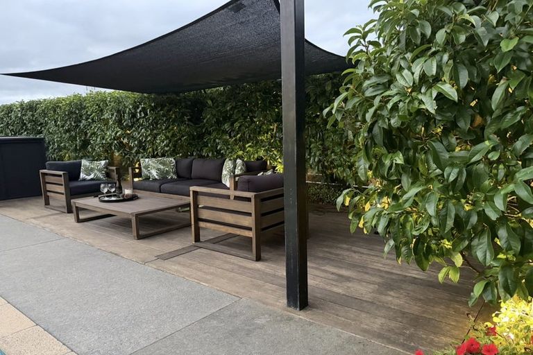 Photo of property in 15 Top Road, Pukekohe, 2120