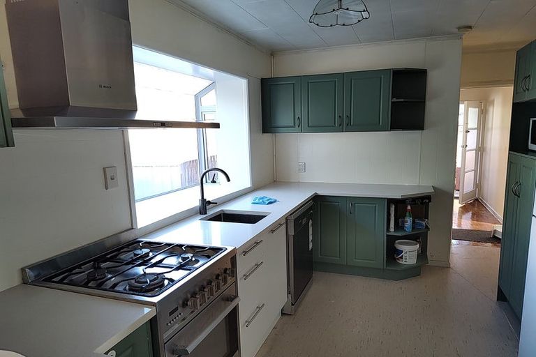 Photo of property in 5 Duggan Avenue, Mangere, Auckland, 2022