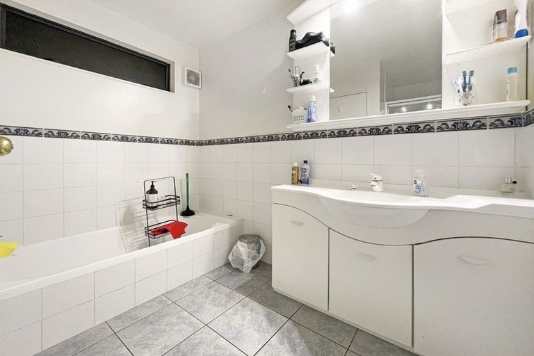 Photo of property in 54 Cunliffe Street, Churton Park, Wellington, 6037