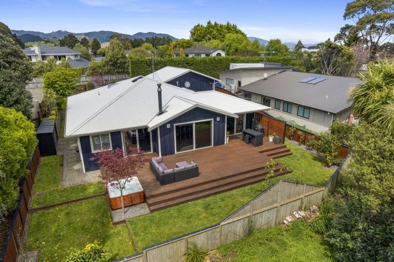 Photo of property in 58 Wood Leigh, Paraparaumu Beach, Paraparaumu, 5032