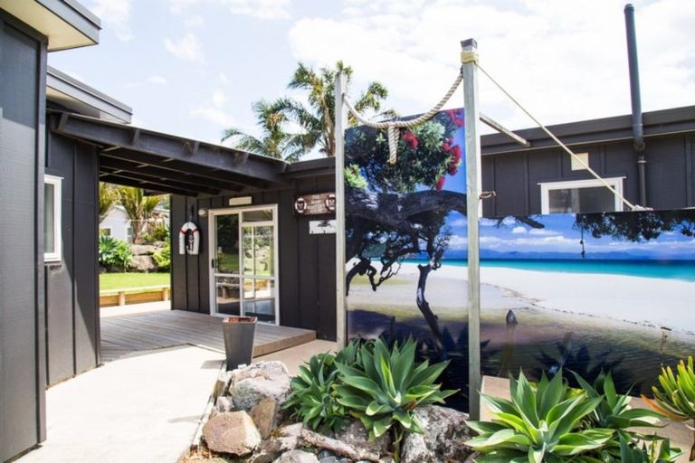 Photo of property in 19 Emmerdale Drive, Hahei, Whitianga, 3591