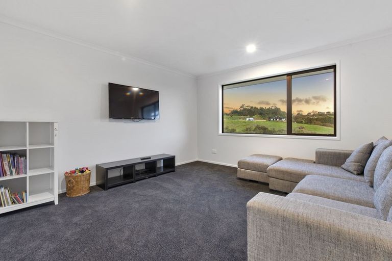 Photo of property in 857 Wainui Road, Wainui, Silverdale, 0994