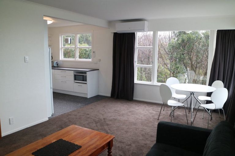 Photo of property in 17 Seatoun Heights Road, Miramar, Wellington, 6022