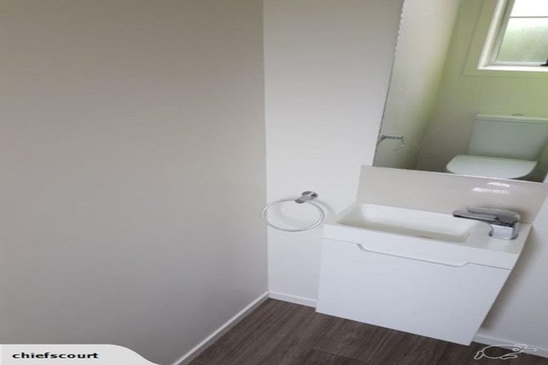 Photo of property in 4 Chiefs Court, Hamilton East, Hamilton, 3216