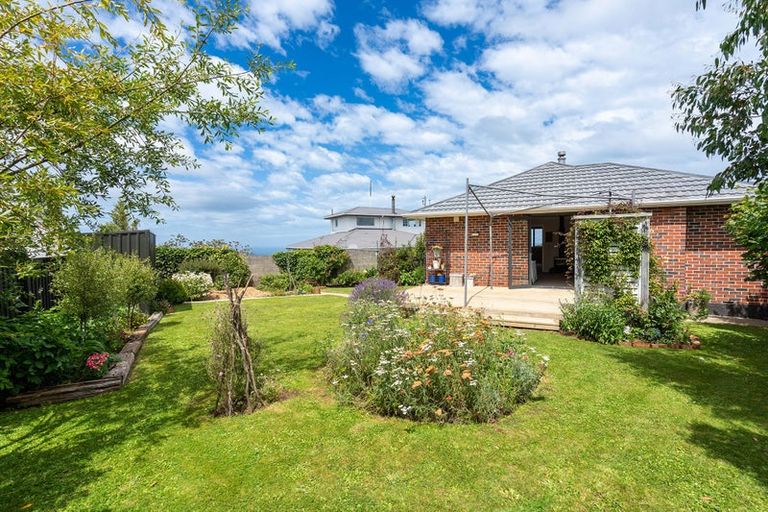 Photo of property in 19 Salmond Street, Halfway Bush, Dunedin, 9010