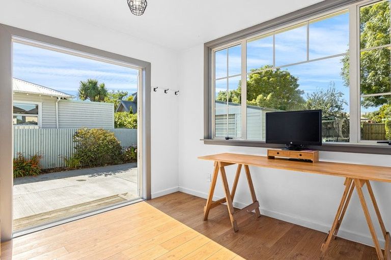 Photo of property in 136 Neville Street, Spreydon, Christchurch, 8024
