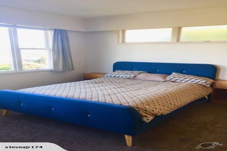 Photo of property in 105 Black Rock Road, Newlands, Wellington, 6037