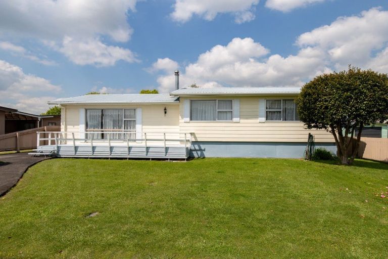Photo of property in 39 Mahana Road, Ngatea, 3503