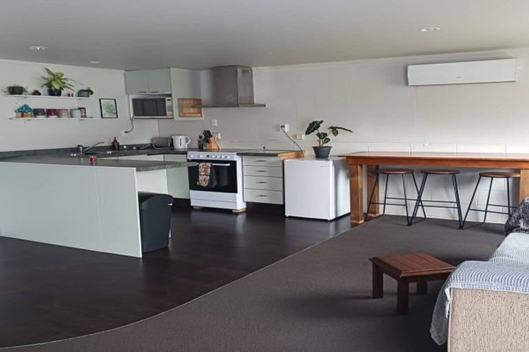 Photo of property in 2 Branch Road, Lake Okareka, Rotorua, 3076