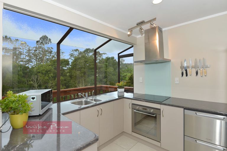 Photo of property in 307 Whananaki North Road, Opuawhanga, Hikurangi, 0181