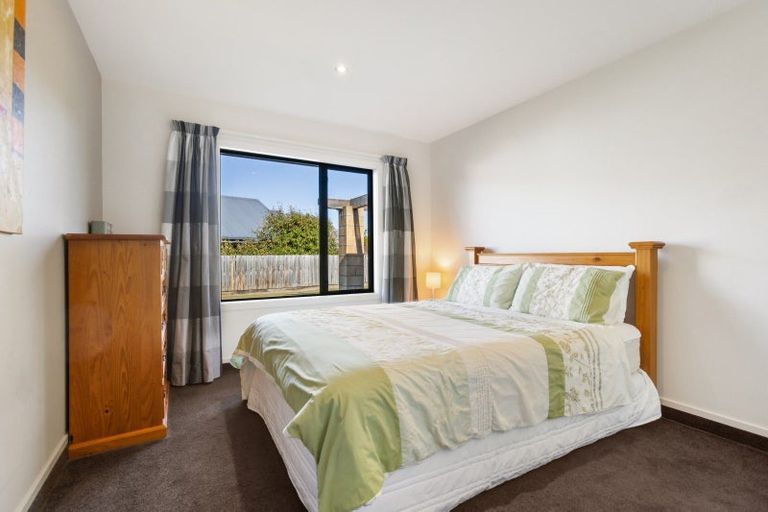 Photo of property in 27 Farrant Drive, Wanaka, 9305