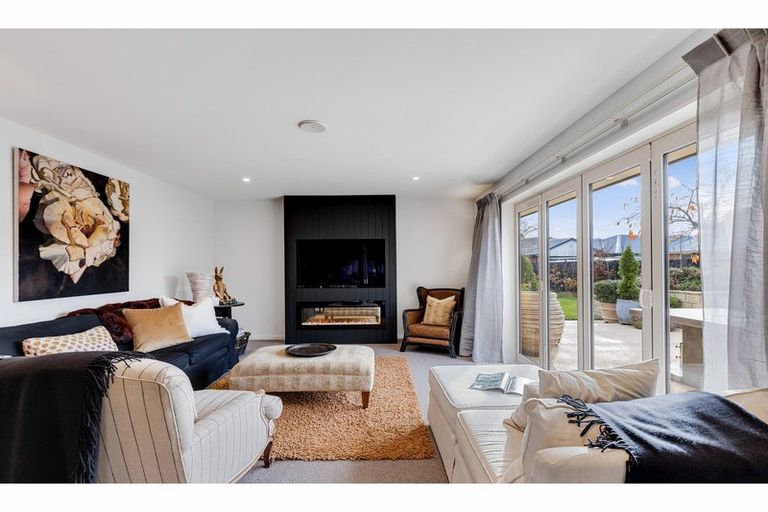 Photo of property in 52 Becmead Drive, Harewood, Christchurch, 8051