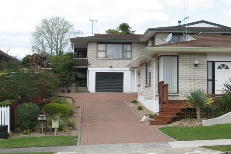 Photo of property in 70 Resolution Road, Welcome Bay, Tauranga, 3112