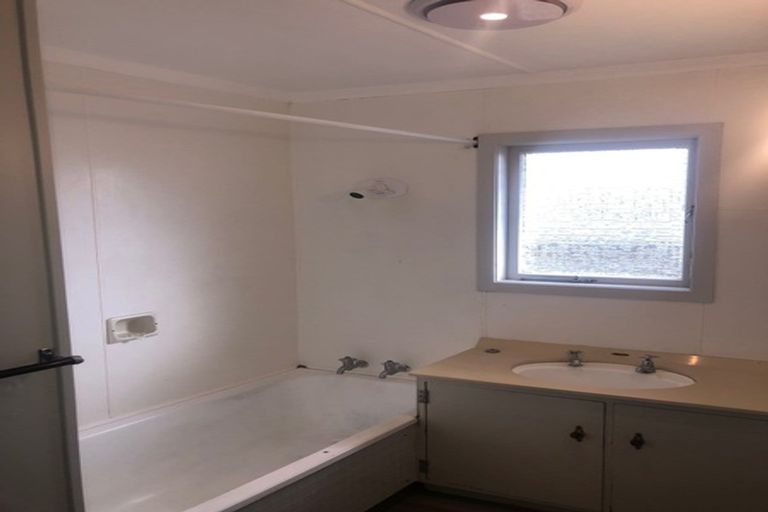 Photo of property in 3 Hogan Street, Hamilton East, Hamilton, 3216