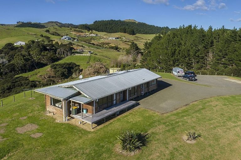 Photo of property in 3020 Kaipara Coast Highway, Glorit, Warkworth, 0984