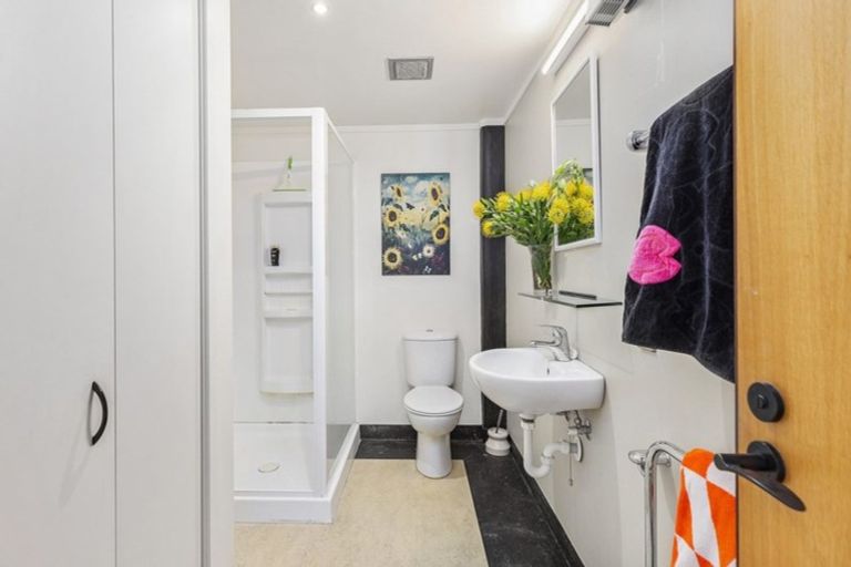 Photo of property in Dominion Apartments, 23/80 Victoria Street, Wellington Central, Wellington, 6011