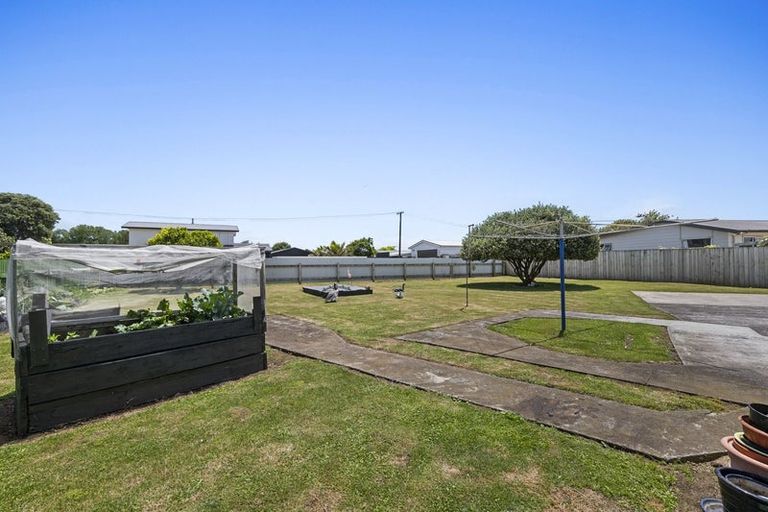 Photo of property in 32 Grey Street, Normanby, Hawera, 4614