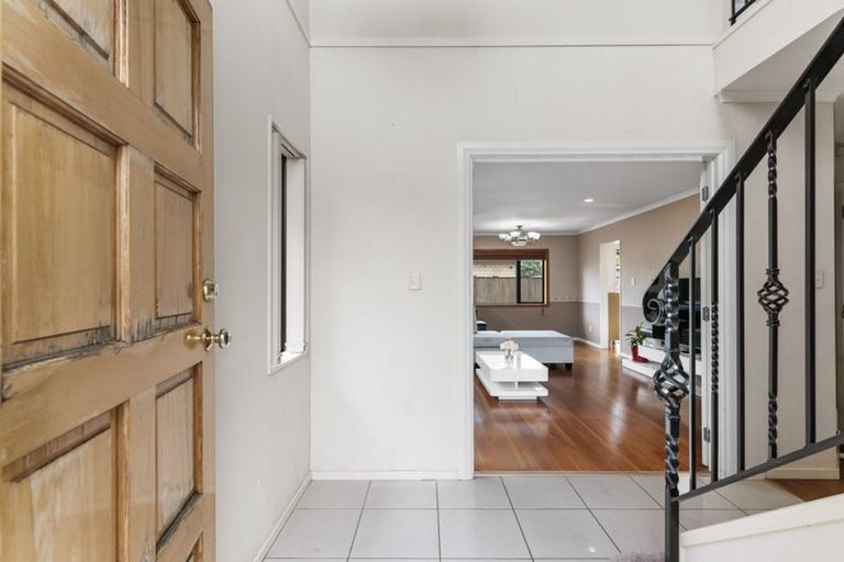 Photo of property in 73 Meadowland Drive, Somerville, Auckland, 2014